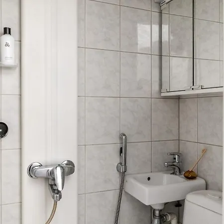 Small In A Prime Location! Apartment